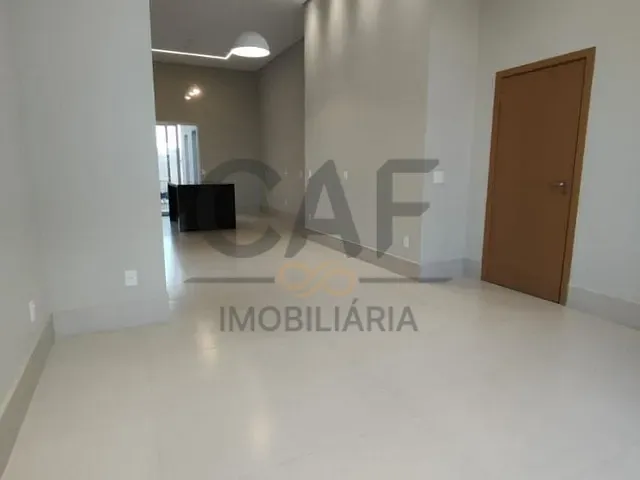 Casa com 360m² 3 quartos e 4 banheiros, à venda, no bairro Residencial Portal do Sol em Holambra