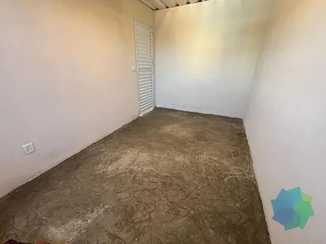 Casa com 175m² 1 quarto e 1 banheiro, à venda, no bairro Nossa Senhora do Monte Serrat em Salto