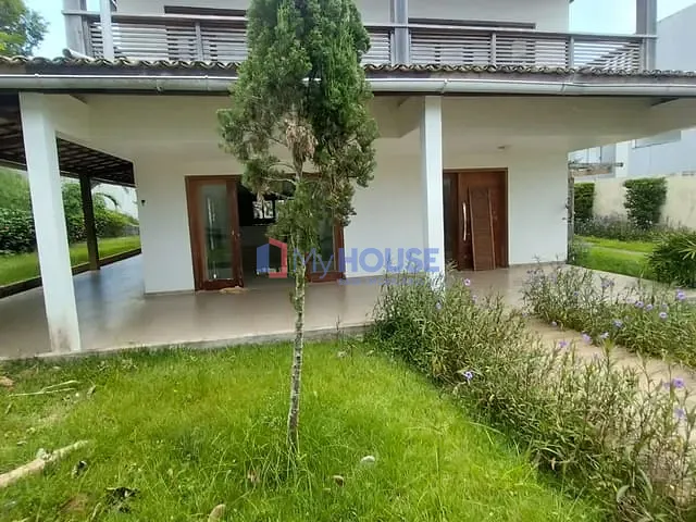 Casa com 929m² 5 quartos e 6 banheiros, à venda, no bairro São Francisco em Ilhéus