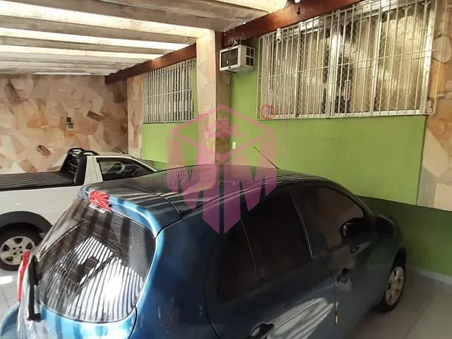 Casa com 260m² 4 quartos e 2 banheiros, à venda, no bairro Vila Palmares em Santo André