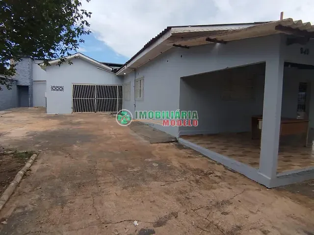 Casa 3 quartos e 2 banheiros, para alugar, no bairro Nova Canarana em Canarana
