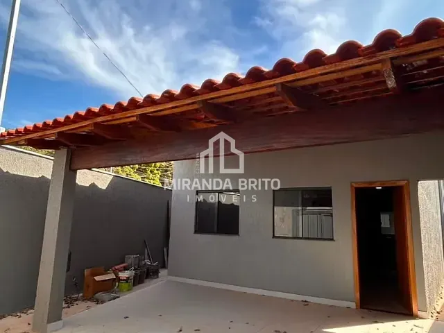 Casa 2 quartos e 1 banheiro, à venda, no bairro Setor Central em Guapó