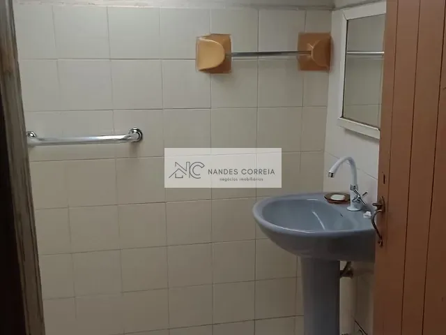 Casa 3 quartos e 2 banheiros, à venda, no bairro São Luiz em Londrina