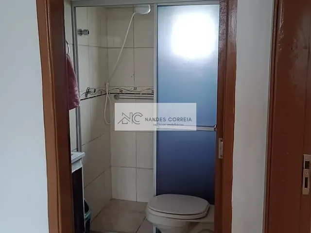 Casa 3 quartos e 2 banheiros, à venda, no bairro São Luiz em Londrina