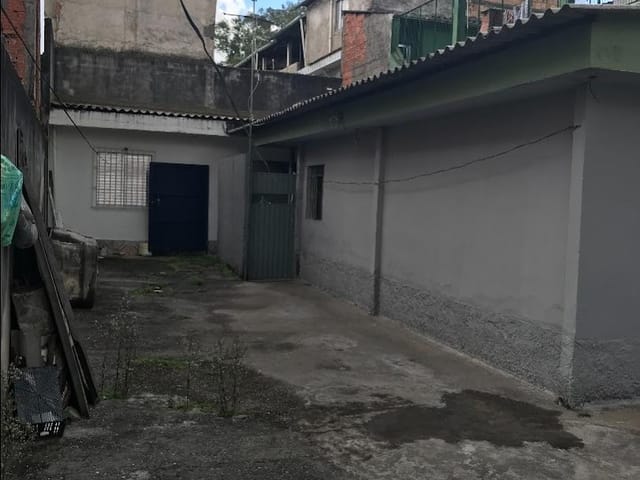 Casa com 160m² 2 quartos e 2 banheiros, à venda, no bairro Jardim Thomaz em São Paulo