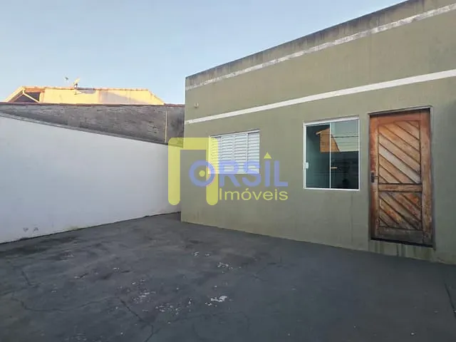 Casa com 150m² 2 quartos e 1 banheiro, à venda ou para alugar, no bairro Villa Di Cesar em Mogi das Cruzes