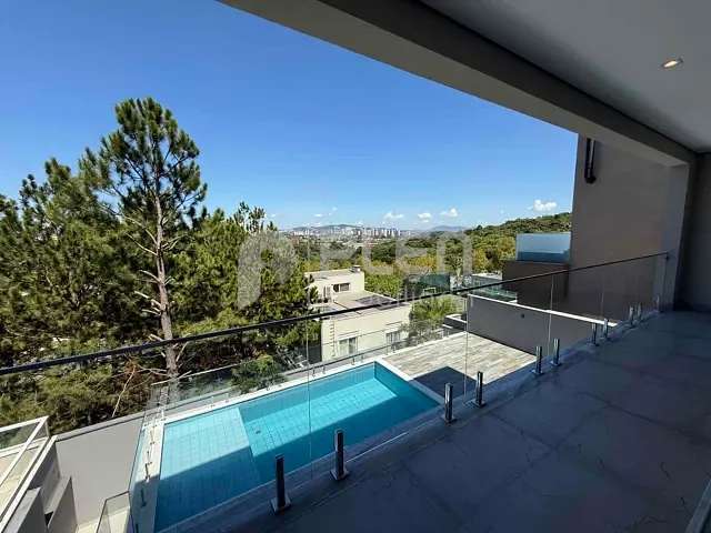Casa com 532m² 4 quartos e 7 banheiros, à venda, no bairro Tamboré em Barueri
