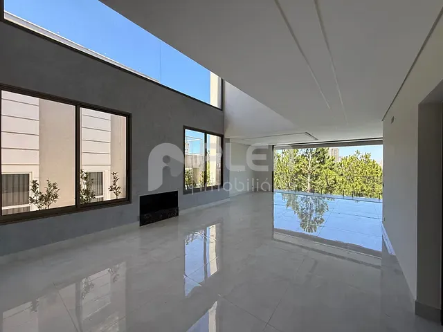 Casa com 532m² 4 quartos e 7 banheiros, à venda, no bairro Tamboré em Barueri