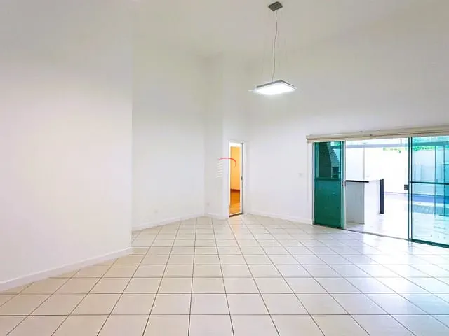 Casa com 415m² 3 quartos e 4 banheiros, à venda, no bairro Terras de Santana em Londrina