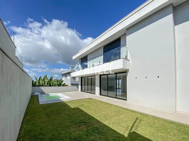 Casa com 400m² 4 quartos e 6 banheiros, à venda, no bairro Encosta do Sol em Estância Velha