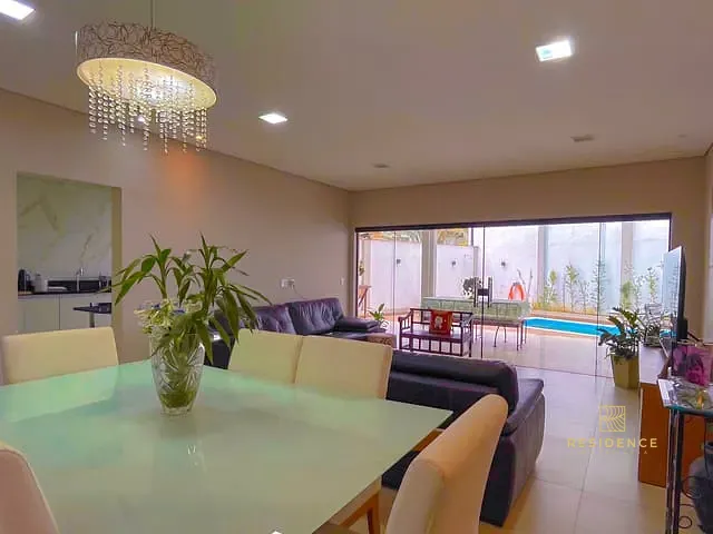 Casa 4 quartos e 5 banheiros, à venda, no bairro Jardim Amália em Volta Redonda