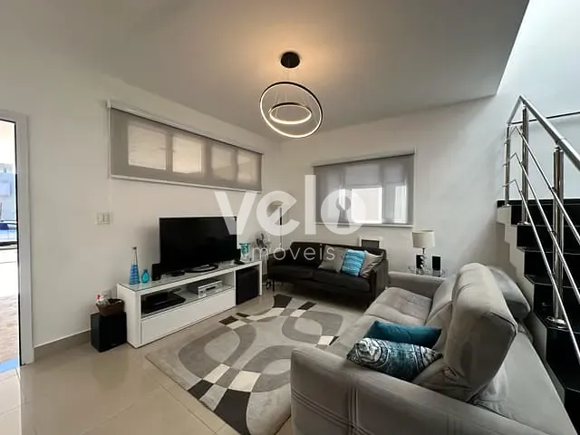 Casa com 300m² 4 quartos e 5 banheiros, à venda, no bairro Piracangaguá em Taubaté