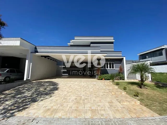 Casa com 300m² 4 quartos e 5 banheiros, à venda, no bairro Piracangaguá em Taubaté