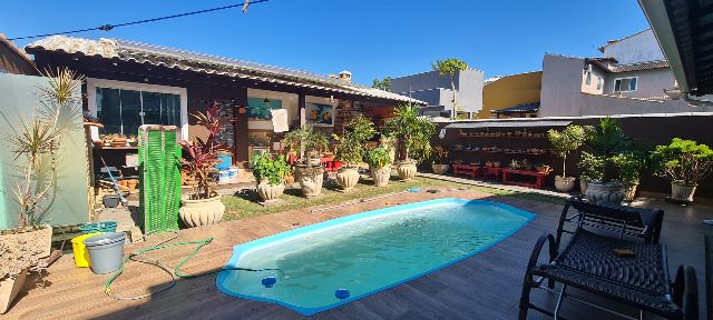 Casa com 200m² 2 quartos e 3 banheiros, à venda, no bairro Peró em Cabo Frio