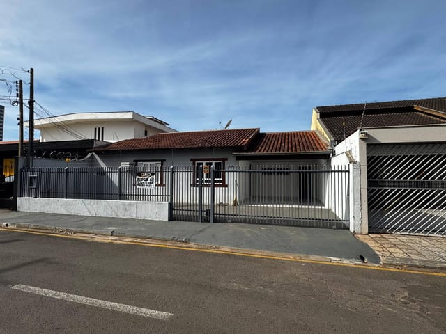 Foto do Casa - Casa para Locação, Comercial ou residencial, 04 Quartos (02 suítes), Piscina, Churrasqueira, 5 Vagas, JD Aurora, Londrina - PR | ZBM NEGOCIOS IMOBILIARIOS