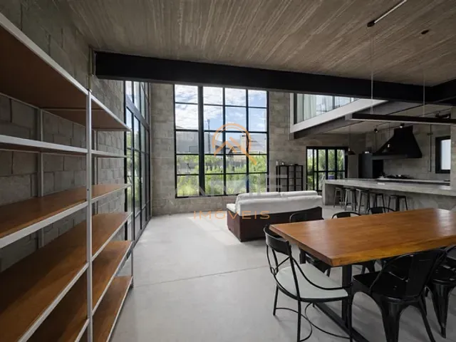 Casa com 420m² 2 quartos e 3 banheiros, para alugar, no bairro Laranjal em Pelotas