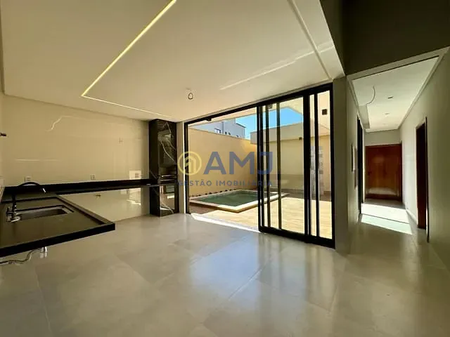 Casa com 300m² 3 quartos e 4 banheiros, à venda, no bairro Jardins Barcelona em Senador Canedo