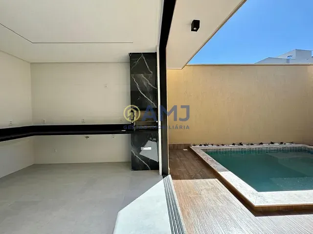 Casa com 300m² 3 quartos e 4 banheiros, à venda, no bairro Jardins Barcelona em Senador Canedo