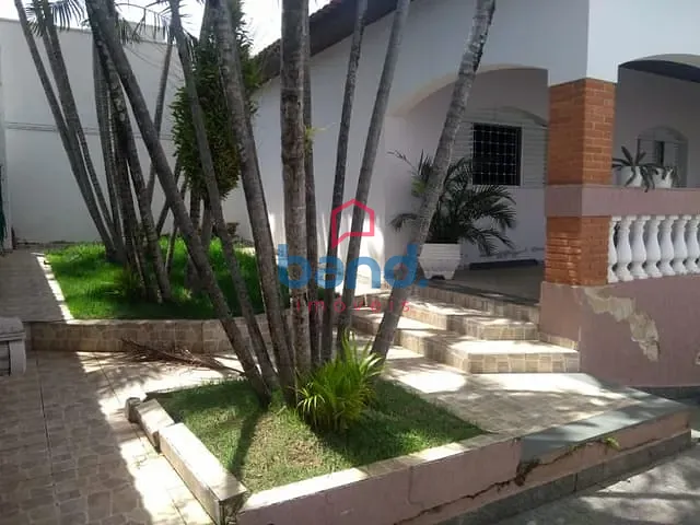 Casa com 300m² 4 quartos e 2 banheiros, à venda, no bairro Jardim Araritaguaba em Porto Feliz