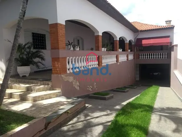 Casa com 300m² 4 quartos e 2 banheiros, à venda, no bairro Jardim Araritaguaba em Porto Feliz