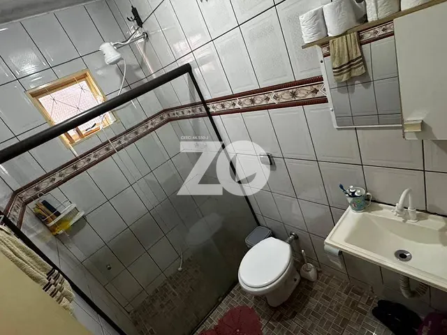 Casa com 200m² 3 quartos e 1 banheiro, à venda, no bairro Conjunto Habitacional Engenheiro Otávio Rasi em Bauru