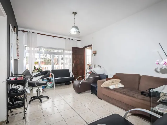 Casa com 275m² 5 quartos e 3 banheiros, à venda, no bairro Jardim Brasília em São Paulo