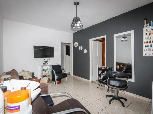 Casa com 275m² 5 quartos e 3 banheiros, à venda, no bairro Jardim Brasília em São Paulo