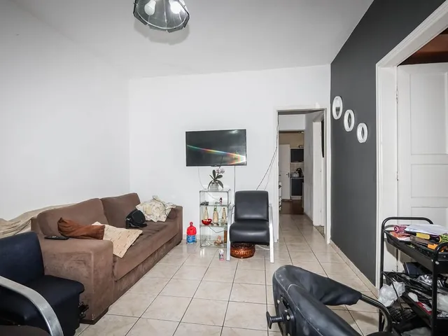 Casa com 275m² 5 quartos e 3 banheiros, à venda, no bairro Jardim Brasília em São Paulo
