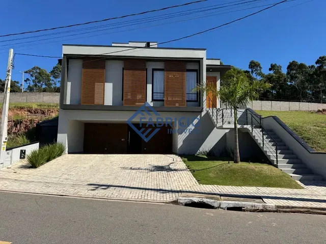Casa com 731m² 3 quartos e 5 banheiros, à venda, no bairro Observatório em Vinhedo