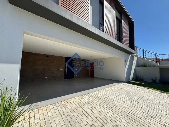 Casa com 731m² 3 quartos e 5 banheiros, à venda, no bairro Observatório em Vinhedo