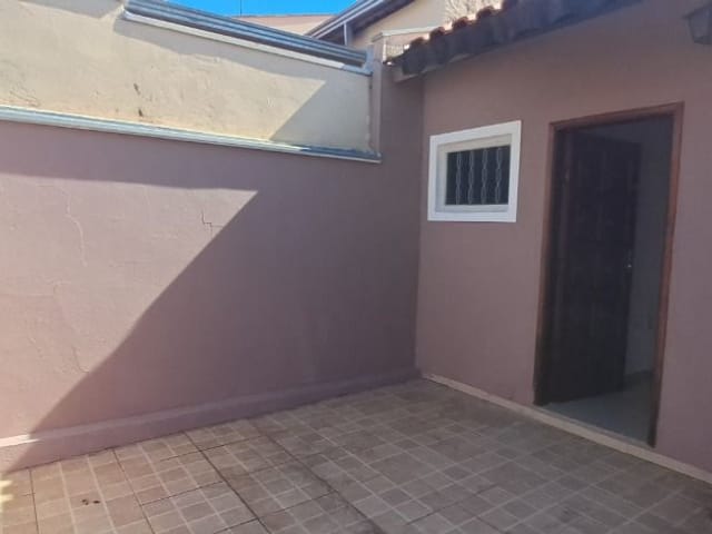 Casa 4 quartos e 2 banheiros, à venda, no bairro Parque Santa Maria em Tatuí