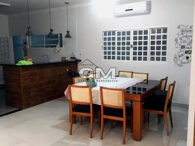 Casa com 336m² 3 quartos e 2 banheiros, à venda, no bairro Parque Residencial Cândido Portinari em Ribeirão Preto