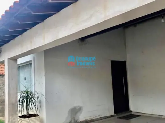 Casa com 300m² 2 quartos e 2 banheiros, à venda, no bairro ALTO DA COLINA em GUAXUPÉ