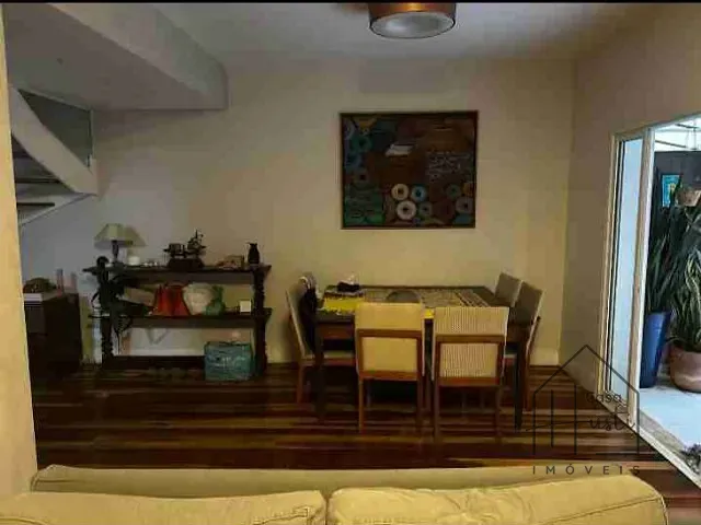 Casa com 325m² 4 quartos e 5 banheiros, à venda, no bairro Jardim Maria Tereza em Cotia
