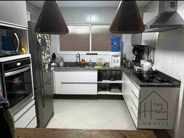Casa com 325m² 4 quartos e 5 banheiros, à venda, no bairro Jardim Maria Tereza em Cotia