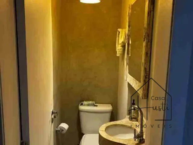 Casa com 325m² 4 quartos e 5 banheiros, à venda, no bairro Jardim Maria Tereza em Cotia