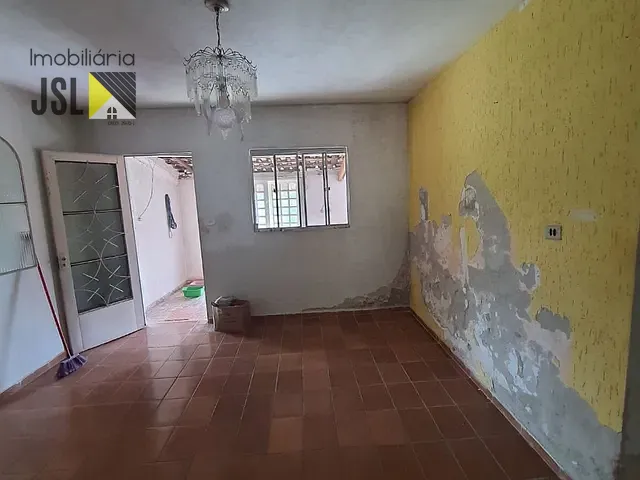 Casa com 750m² 3 quartos e 1 banheiro, à venda, no bairro Sapé 1 em Caçapava