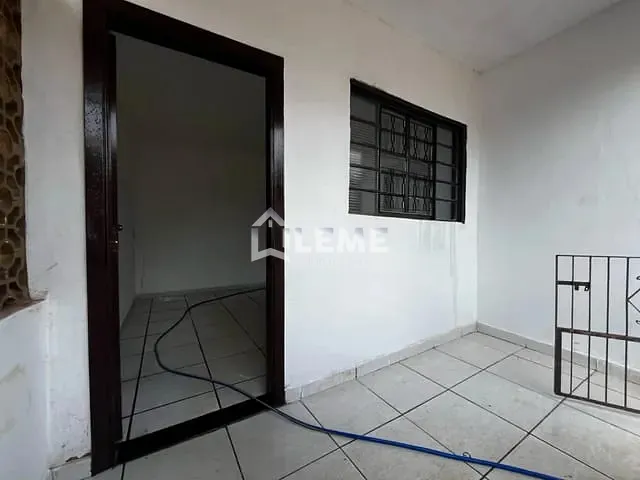 Casa com 181m² 3 quartos e 2 banheiros, à venda, no bairro Jardim Santa Clara em Mococa
