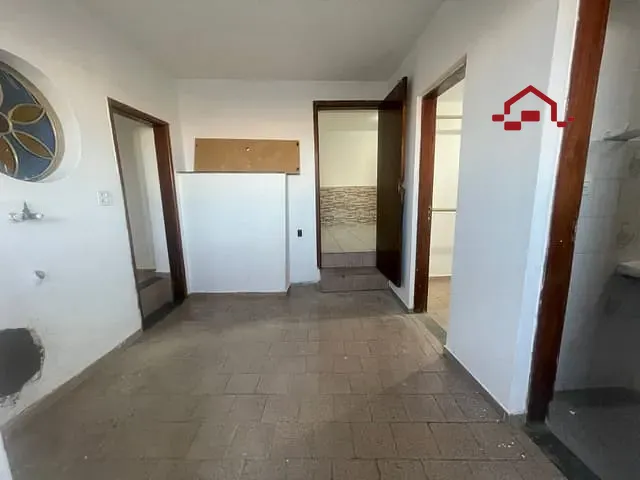 Casa 3 quartos e 1 banheiro, para alugar, no bairro Minas Brasil em Belo Horizonte