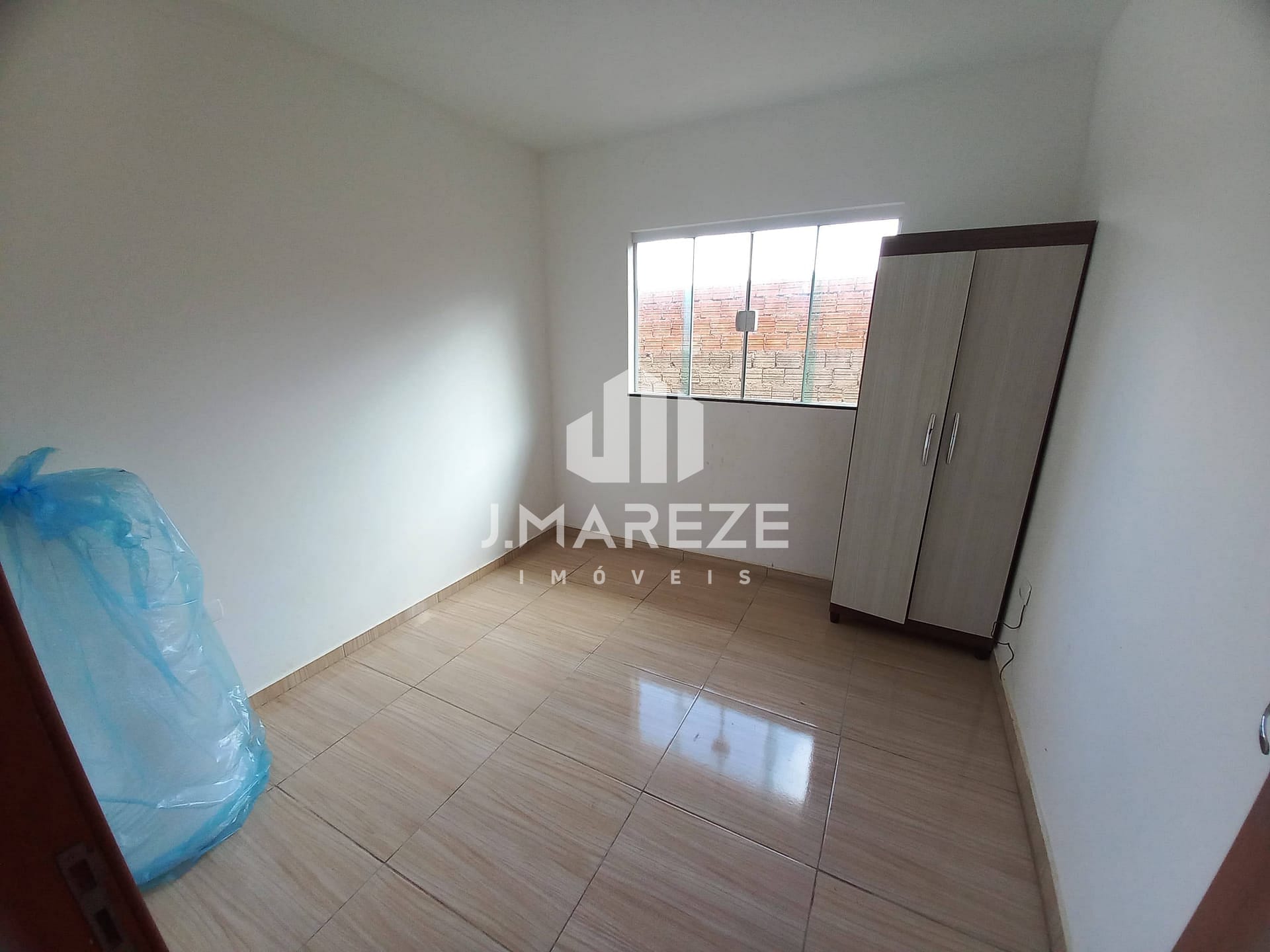Casa à venda com 3 quartos, 70m² - Foto 8