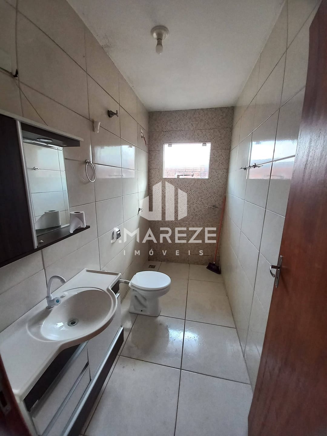 Casa à venda com 3 quartos, 70m² - Foto 10