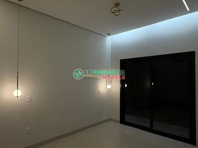 Casa 3 quartos e 2 banheiros, à venda, no bairro Jardin Europa em Canarana