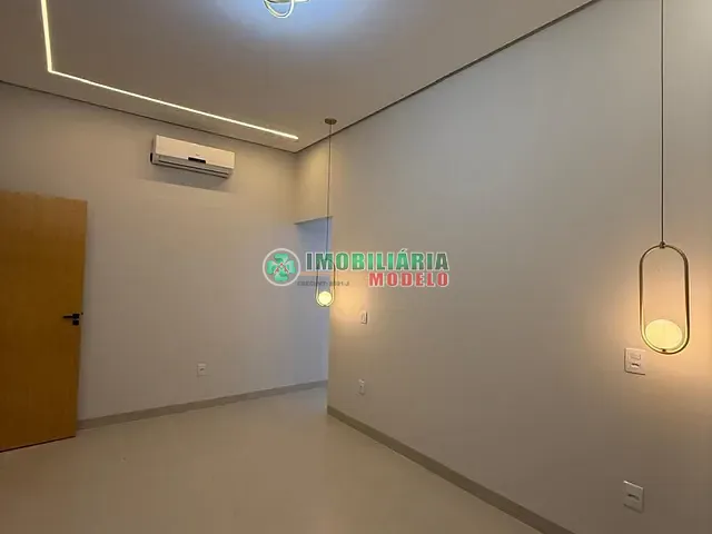 Casa 3 quartos e 2 banheiros, à venda, no bairro Jardin Europa em Canarana