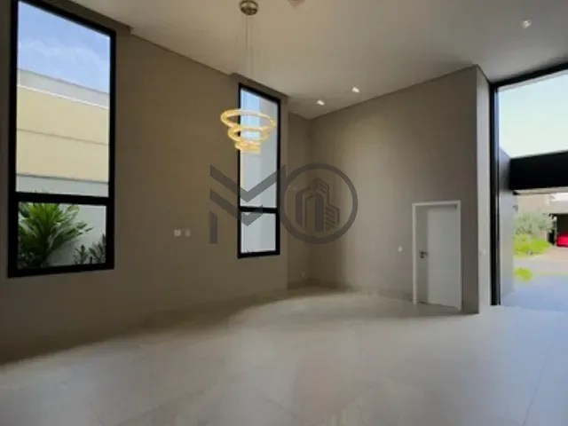 Casa com 720m² 4 quartos e 6 banheiros, à venda, no bairro Jardim Itália em Cuiabá