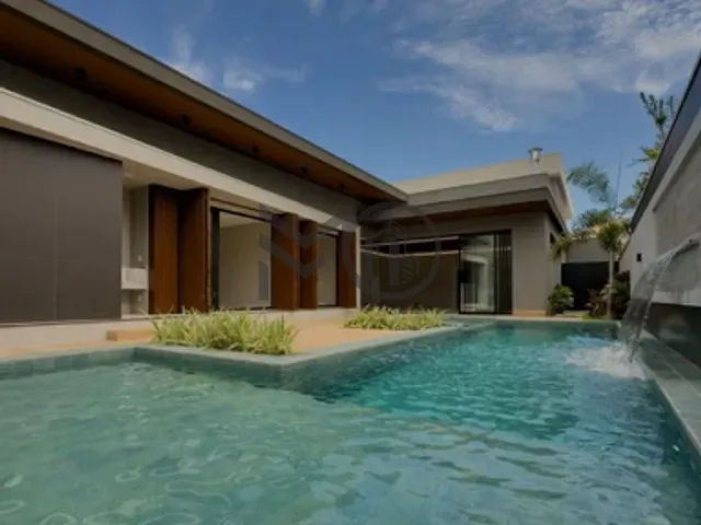 Casa com 720m² 4 quartos e 6 banheiros, à venda, no bairro Jardim Itália em Cuiabá