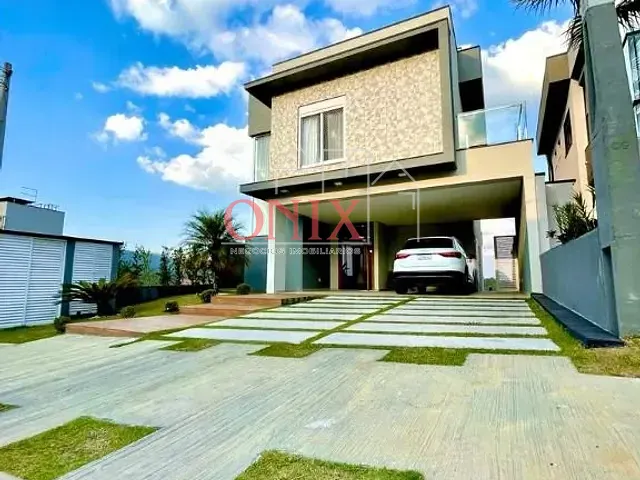 Casa com 270m² 3 quartos e 2 banheiros, à venda, no bairro Fazenda Rodeio em Mogi das Cruzes