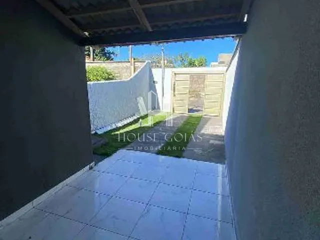 Casa 2 quartos e 2 banheiros, à venda, no bairro Jardim Itaipu em Goiânia