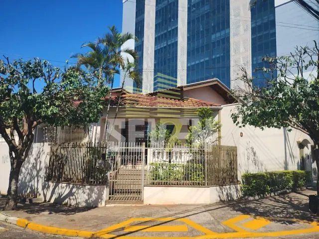 Casa com 300m² 4 quartos e 2 banheiros, à venda, no bairro Parque Jardim Europa em Bauru