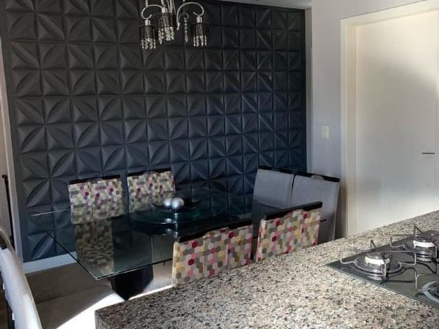 Casa com 385m² 3 quartos e 2 banheiros, à venda, no bairro Centro em Pelotas