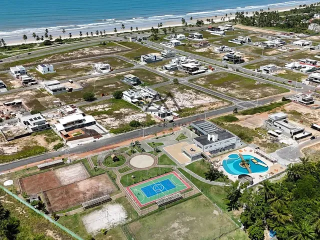 Casa 3 quartos e 2 banheiros, à venda, no bairro Nossa Senhora da Vitória em Ilhéus